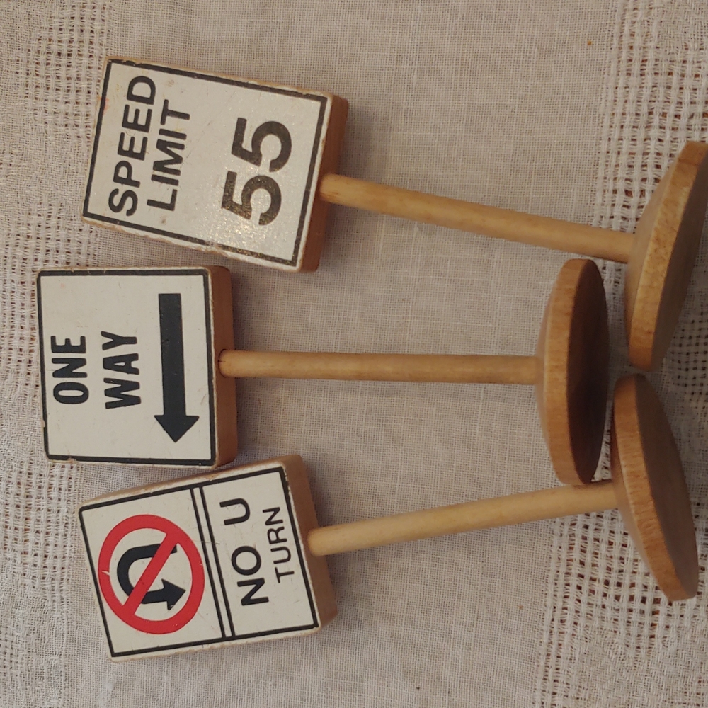 Vintage Wood Toy Road Sign Set - Picture 9 of 13